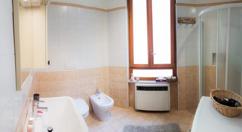 Apartament Deluxe Quattro Spade Verona Ngoại thất bức ảnh