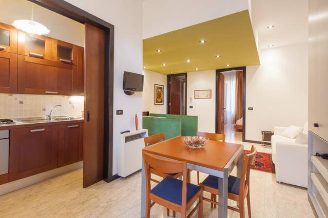 Apartament Deluxe Quattro Spade Verona Ngoại thất bức ảnh