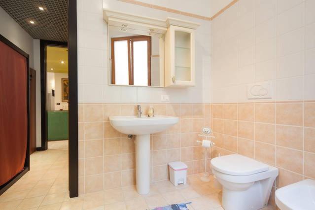 Apartament Deluxe Quattro Spade Verona Ngoại thất bức ảnh